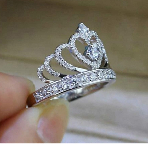 BRAND NEW CROWN RING SIZE 10 - Picture 2 of 5